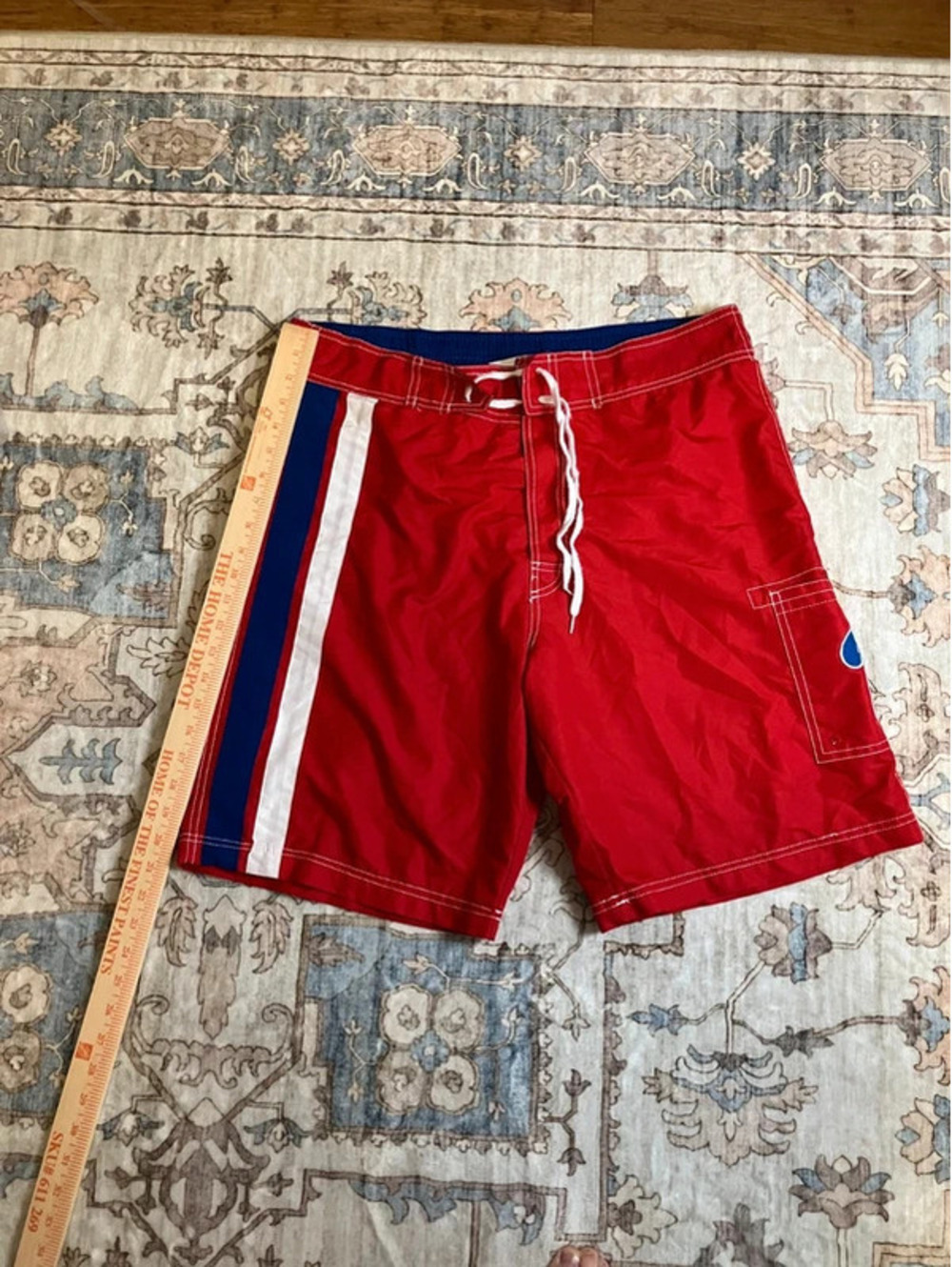 MLB Philadelphia Phillies Board Shorts Mens L Red Swim Trunks Cargo Pocket Lined